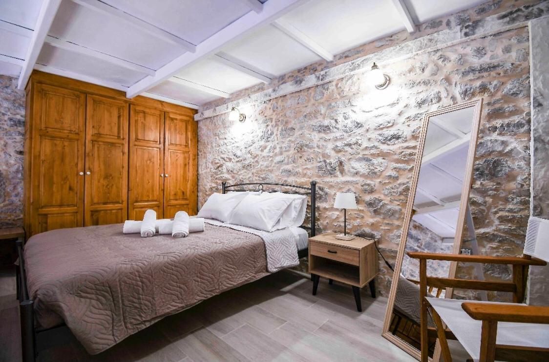 Stone Living Symi Central Apartments Eksteriør billede